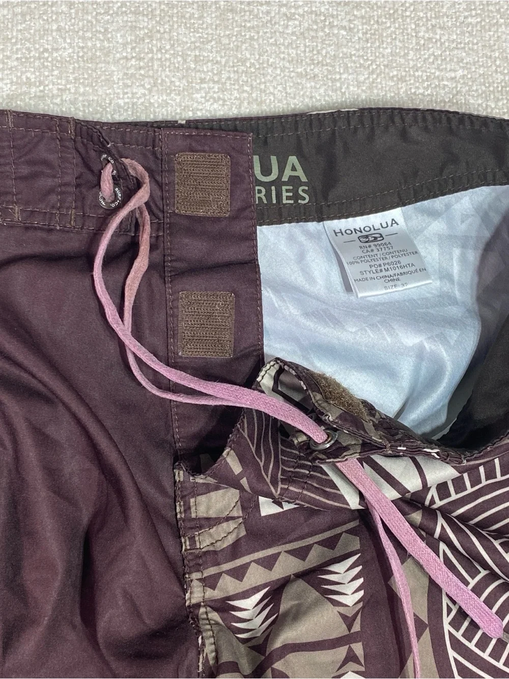 Honolua Unlimited Series Men’s Board Shorts 32 Brown Tribal Print Surf Swim